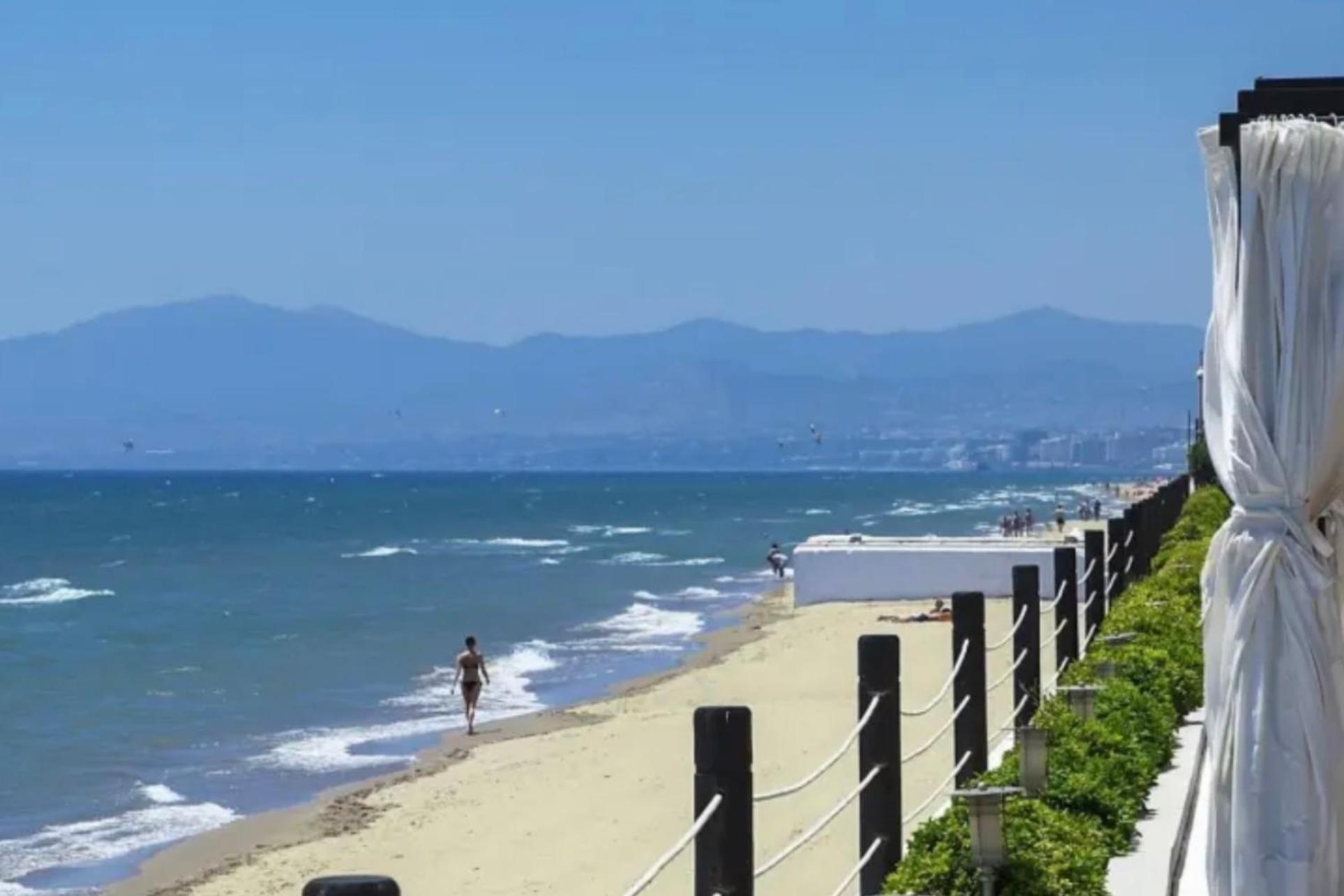 Marbella Beachfront - Beachside Apartment With Stunning Sea Views Dış mekan fotoğraf