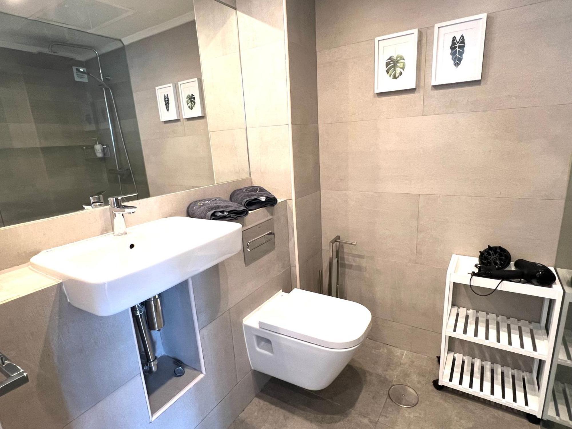 Marbella Beachfront - Beachside Apartment With Stunning Sea Views Dış mekan fotoğraf